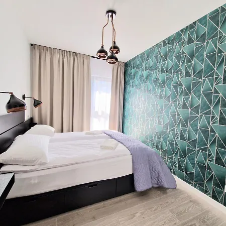 Apartment Live & Travel Aura Iii